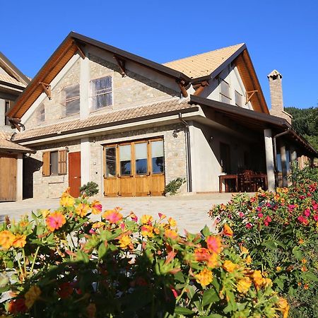 Agriturismo Pirara Sant'Angelo  외부 사진